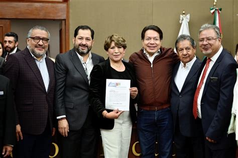 Solicita registro como candidata a gobernadora del Estado de México la