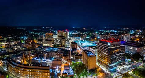 The Top Connecticut Cities With The Best Nightlife The Connecticut