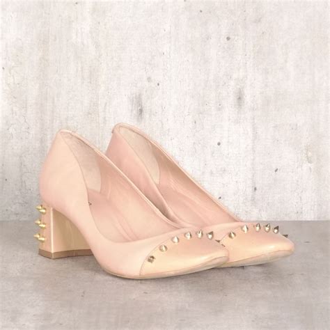 Scarpin Rose Spikes Sapato Feminino Stiletto Usado Enjoei