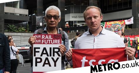 Keir Starmer Sacks Shadow Transport Minister After Appearing On Picket Line Metro News