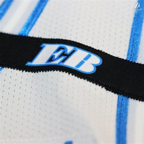 Font Used For This Patch On The Lakers Jerseys Ridentifythisfont