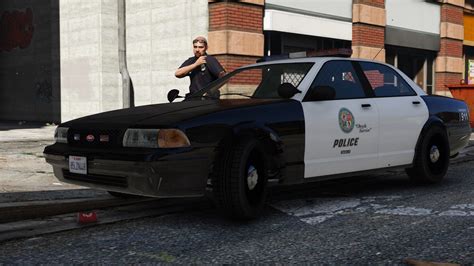 Improved Vapid Stanier Police Cruisers Replace GTA5 Mods