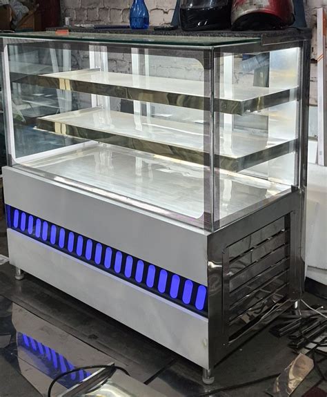 Stainless Steel Rectangular SS Food Display Counter For Restaurant At