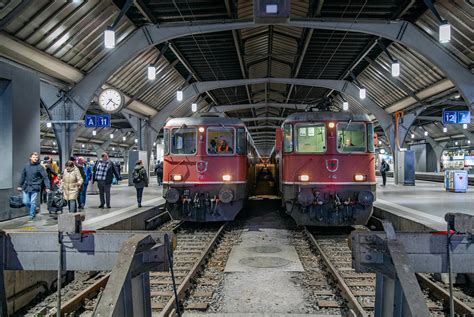 SBB Re 4 4 11130 11164 Zürich Hbf 11130 with EC164 arriv Flickr