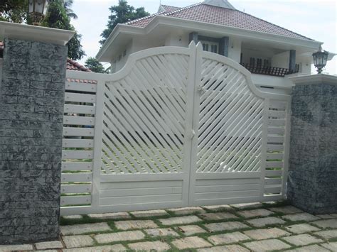 Kerala Gate Designs Another White Color Gate In Kerala