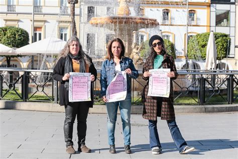 El Mercado De Artesanas Se Celebra Este Fin De Semana En La Plaza De