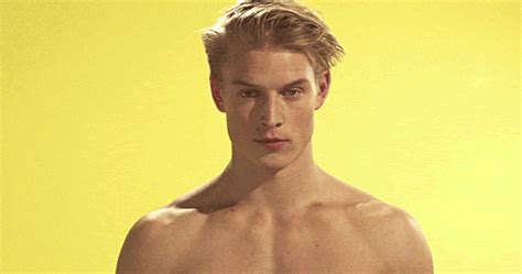 WE LOVE HOT GUYS Spicy Guy