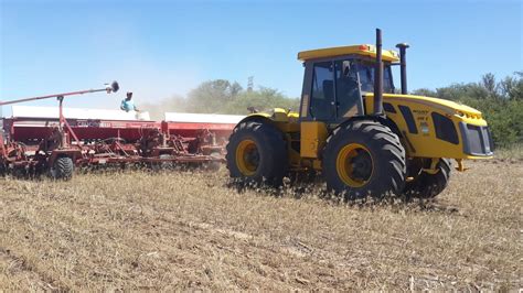 La Ni A Tangos With Argentine Farmers Grain Central