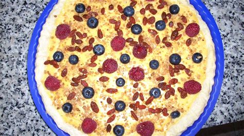 Pizza Dulce Con Frutas