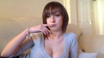 Fat Tart Talking Up A Storm Porn