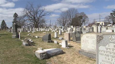 69000 Reward For Suspects In Philadelphia Jewish Cemetery Vandalism