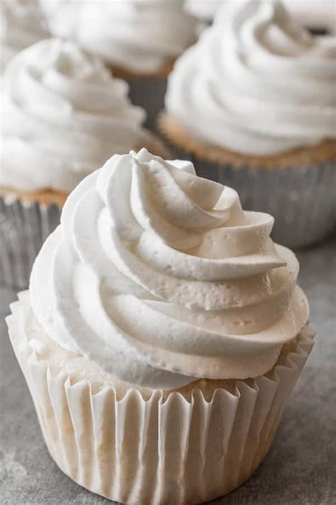 Whipped Cream Icing Recipe For Decorating Cupcakes Shelly Lighting