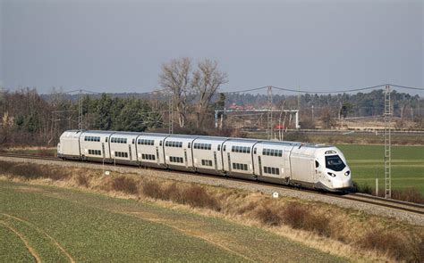 Premiers Tours De Roues Km H Pour Le Tgv Du Futur Le Parisien