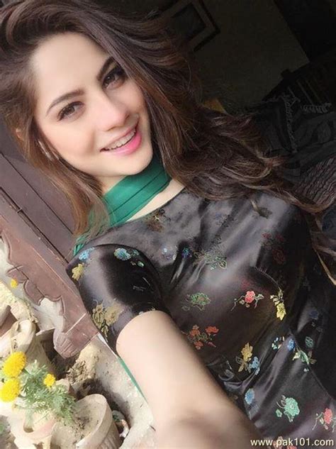 Gallery Models Female Neelam Muneer Neelam Muneer Pakistani