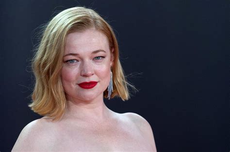 Succession Actrice Sarah Snook Bevallen Van Eerste Kind Veronica