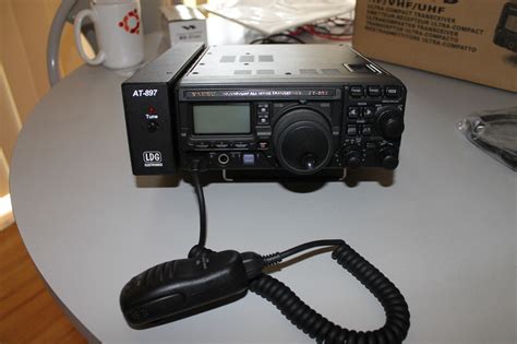 Yaesu FT-897D and LDG AT-897