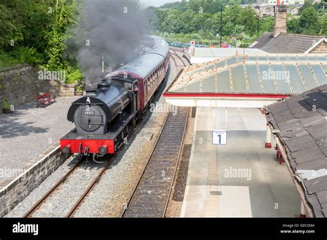 Steam train arriving at Matlock Railway Station. Peak Rail, Derbyshire, England, UK Stock Photo ...