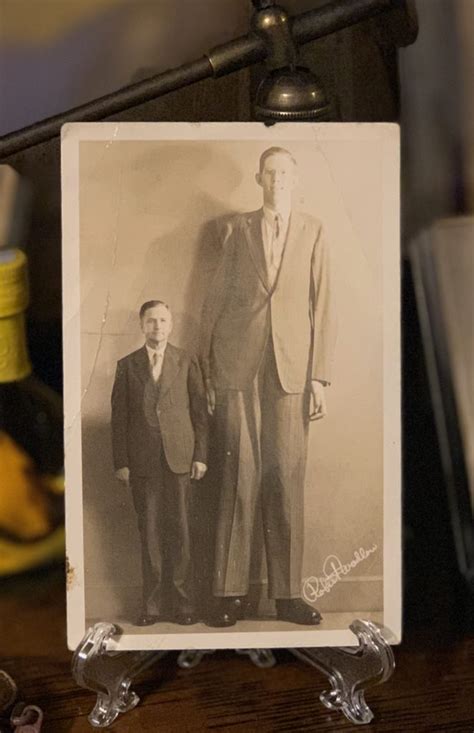 Robert Wadlow The Tallest Man Ever Shouldve Been Nine Feet Tall