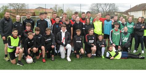 Montrevel En Bresse Joueurs Au Tournoi Interne Du Club De Football