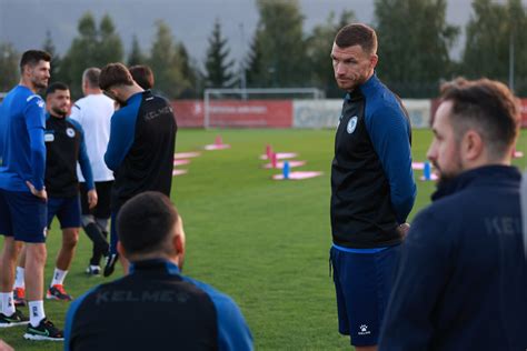 Nogometaši bosanskohercegovačke reprezentacije odradili prvi trening