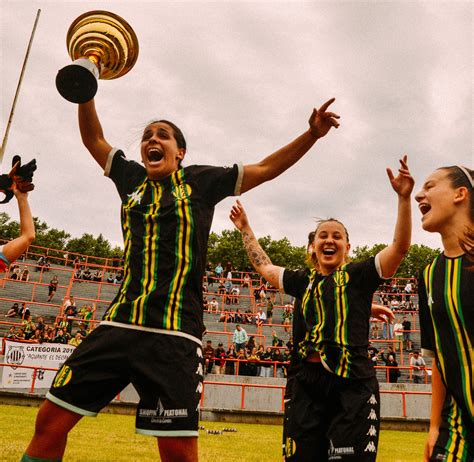 Aldosivi campeón del torneo femenino « Diario La Capital de Mar del Plata
