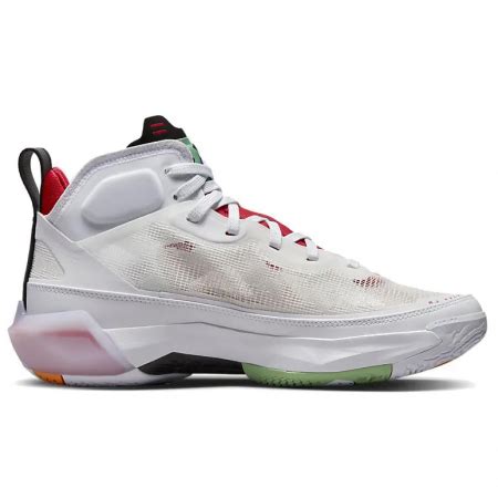 kixstats.com | Which basketball players wear Air Jordan 37