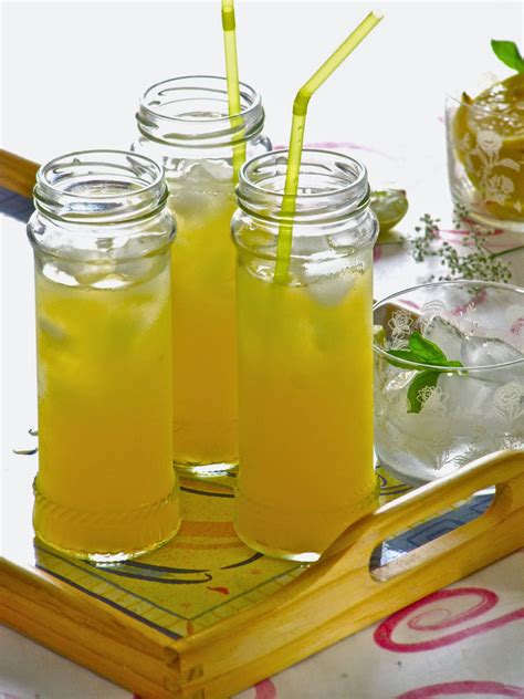 Plateful: 4 Delicious Lemonade Variations for Summer