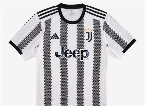 La historia de las camisetas de fútbol Juventus