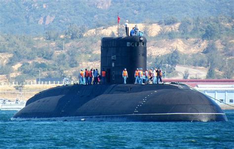 Iran’s Mini-Submarines – IFMAT