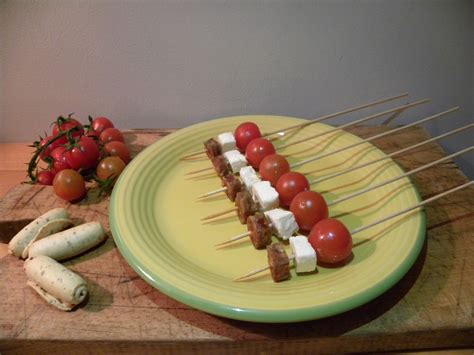 Vadrouilles Gourmandes Brochettes Tomates Cerises Mozzarella Et Chorizo