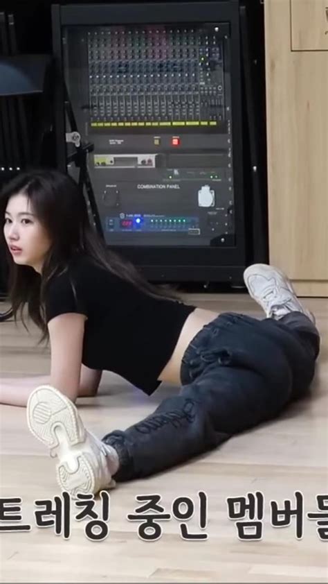 Sana Enjoy With Her Secret Vibrator 🥵 R Twice Fap