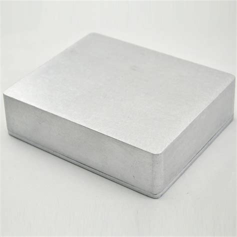 Caja De Aluminio Para Efectos De Guitarra Tipo Xx L X W