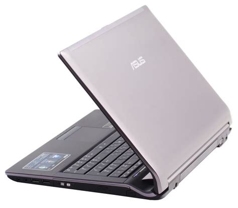 ASUS N53J — красивый и эргономичный домашний ноутбук