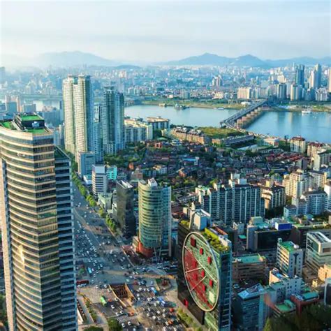 top  countries   highest salaries revealed takesalary