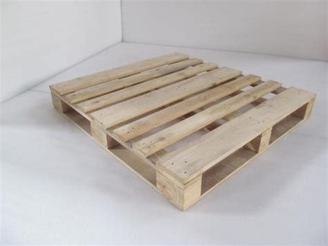 Brown 2 Way 4 Way Pine Wood Pallets At Best Price In Ankleshwar