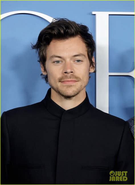 Harry Styles Goes Casual in Black Suit for 'My Policeman' Premiere with David Dawson: Photo ...