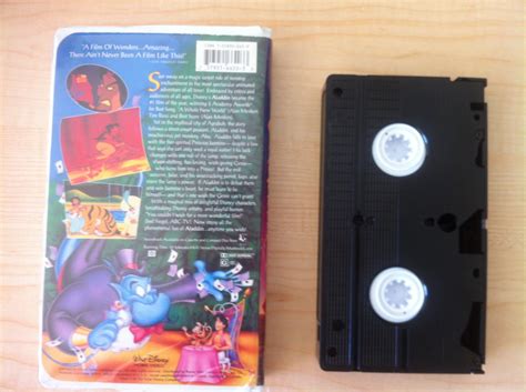 Aladdin Walt Disney S Vhs 1993 Good Condition With Original Clamshell Box