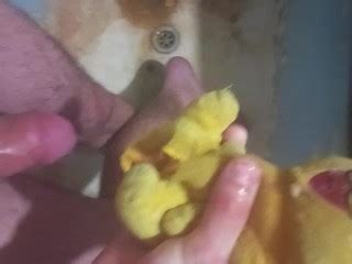 Писаю в своего пикачу Pornhub Gay