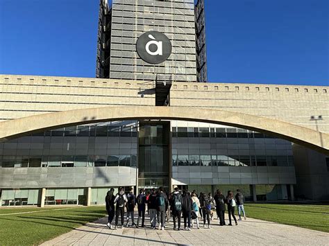 Lalumnat Del Coromines Visita Els Estudis D Punt I Coneix Un Poc M S