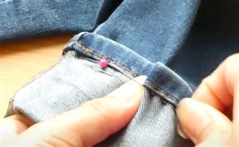 Quick and Easy Tutorial on Hemming Jeans | Upstyle