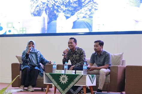 Alumnus Berprestasi IPK 3 92 Bohong Yang Bilang Lulusan Umsida Jadi