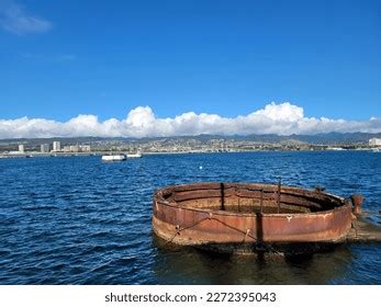 Uss Arizona Memorial Pearl Harbor Stock Photo 2272395043 | Shutterstock