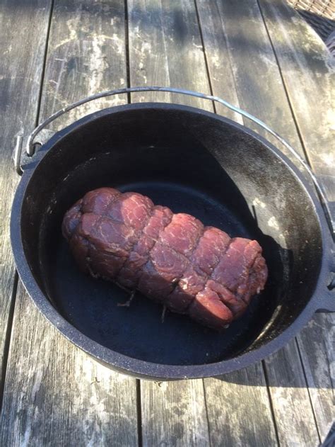 Dutch Oven Rollade Met Aardappelpartjes En Groenten De Vuurmeester