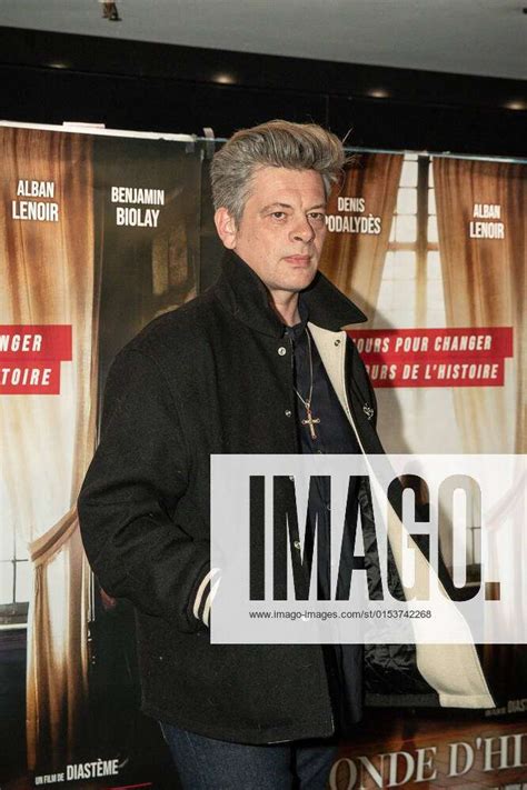 Benjamin Biolay CELEBRITES Avant Premiere Du Film Le Monde D Hier