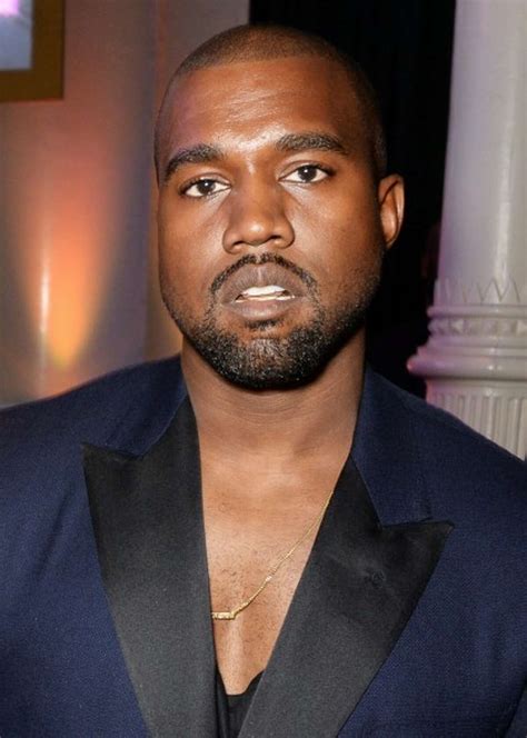 Kanye West Stops Concert Gets Booed By Fans