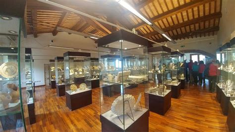 Museo Delle Ceramiche Di Castelli Castelli Italia It