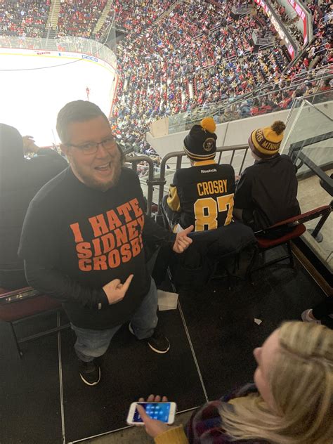 Fans vent over Flyers hockey tickets availability for big games 10