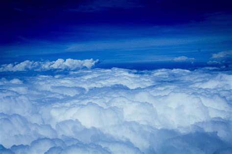 nociones difusas el cielo  recita poemas sobre ti