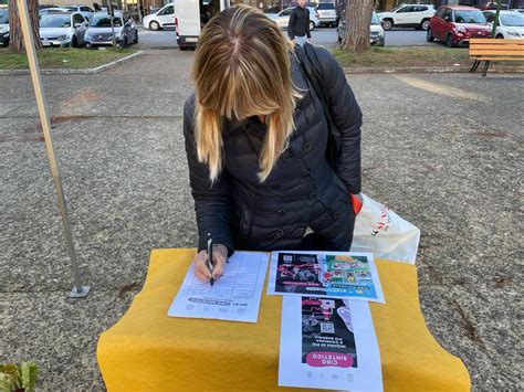 Anche A Siena Parte La Raccolta Firme Contro Il Cibo Sintetico