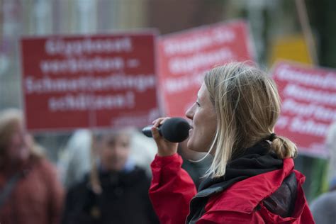 Campact STOP Glyphosat Herr Schmidt Reportage Philip Eichler